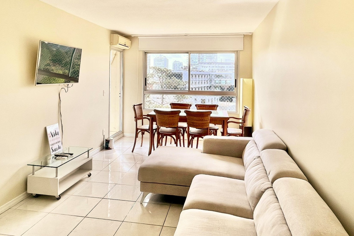 Alquiler de apartamento sobre avenida Roosevelt