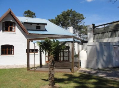 Casa en La Barra, 3 dormitorios, barbacoa 