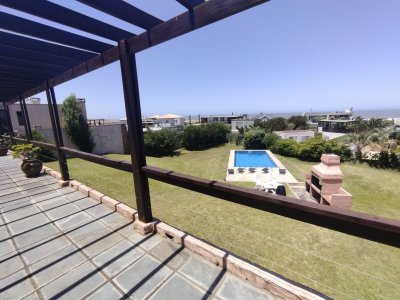 CASA EN MONTOYA - LA BARRA - A 150MTS DEL MAR 