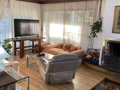 Casa en la Mansa, a metros de la playa 