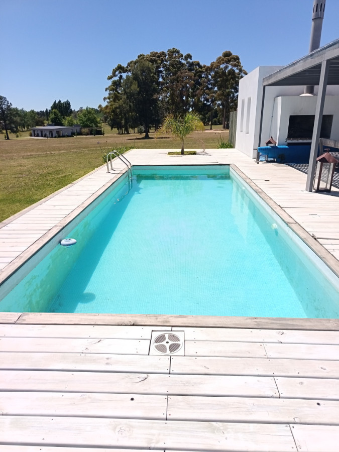 CASA EN VENTA BARRIO PRIVADO LA BARRA