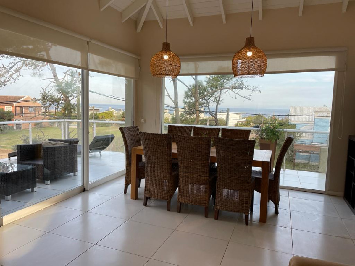 Espectacular casa a la venta en Montoya, excelente ubicación!! - 