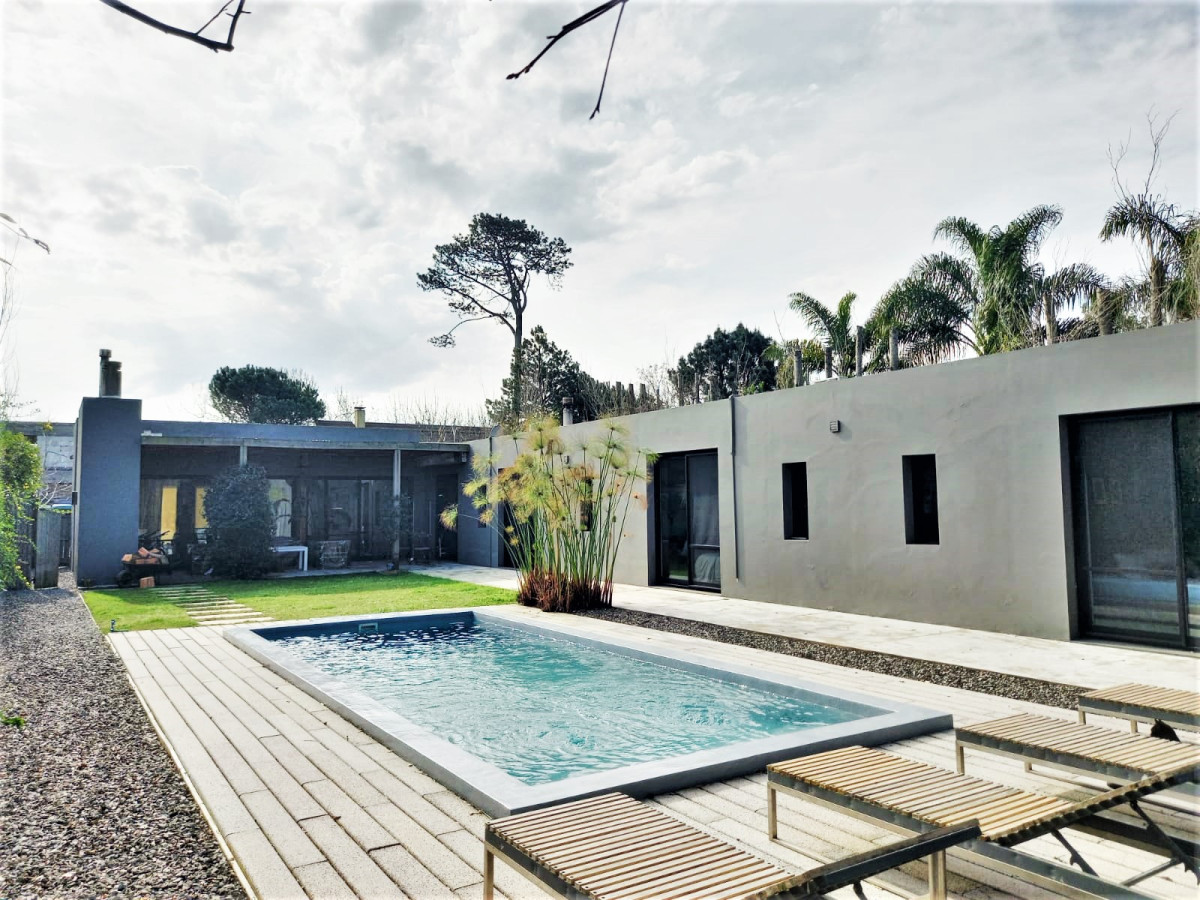CASA EN  VENTA BARRIO PRIVADO - PUNTA DEL ESTE