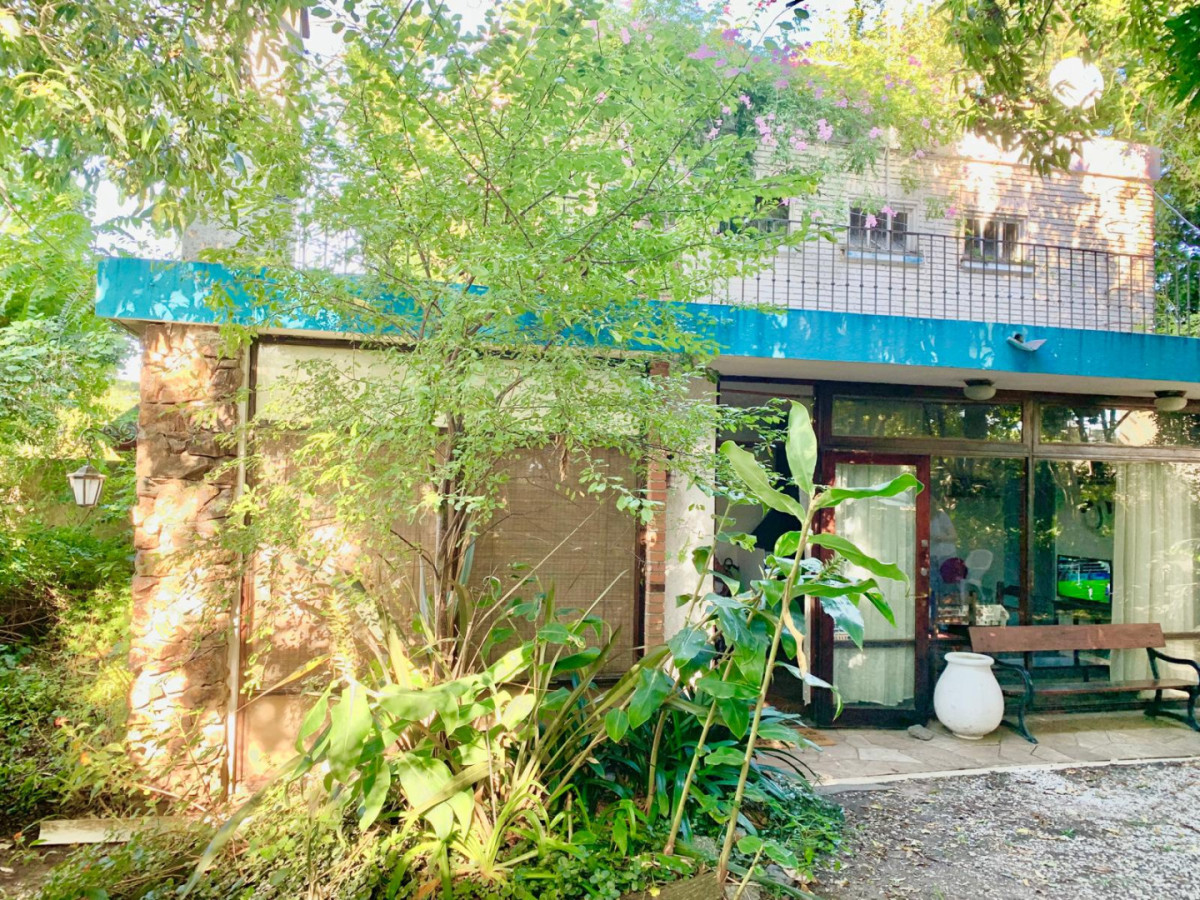 CASA A LA VENTA EN ZONA PINARES