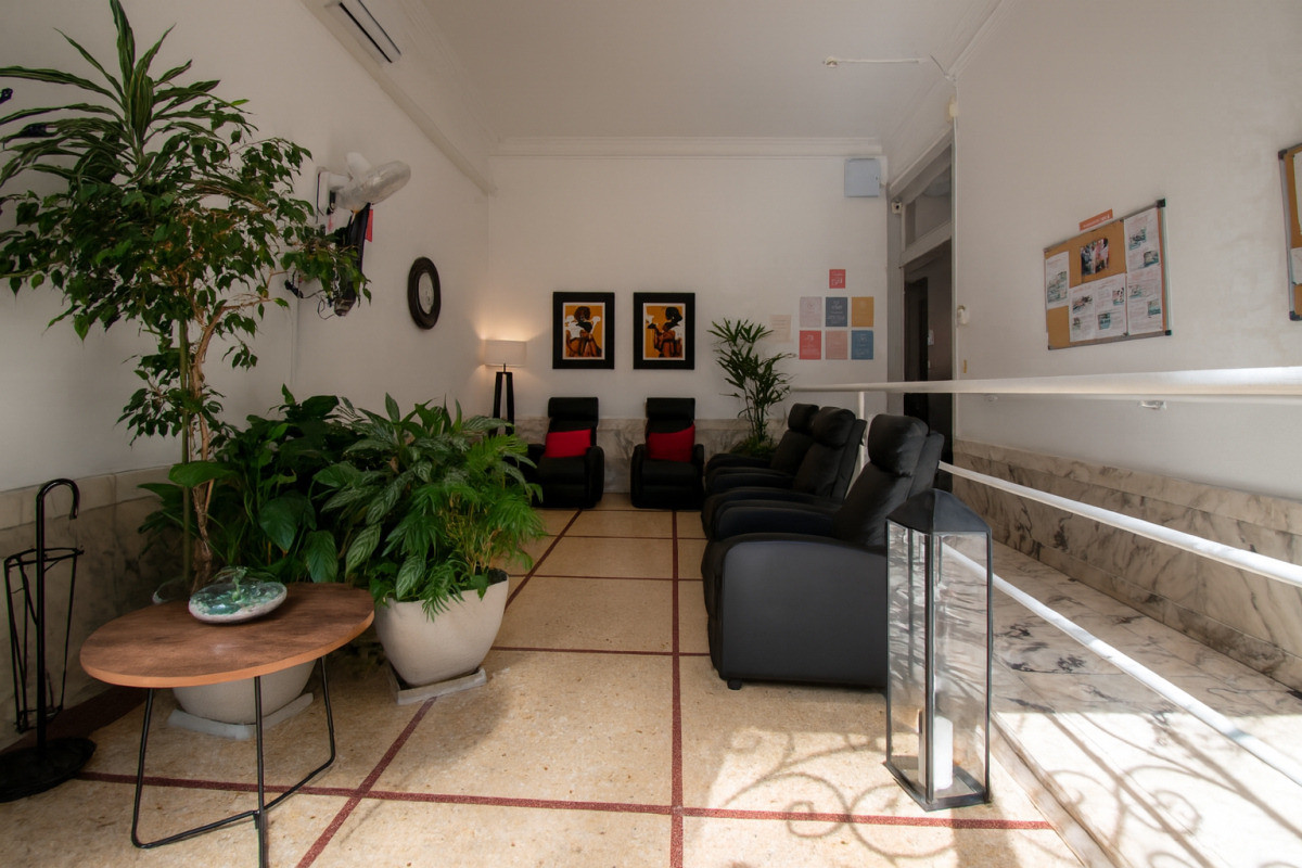 Venta Terreno en el centro de Montevideo, se vende con Renta ideal inversion 