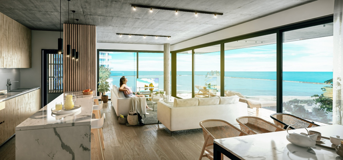 Oportunidad en pozo - Playa Mansa primera línea. 