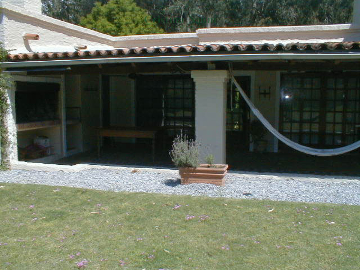 Golf - GoPunta - Portal Inmobiliario de Punta del Este - Maldonado