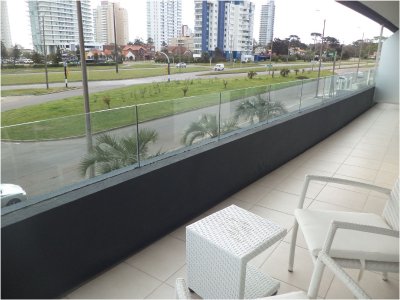 Apartamento en Punta del Este, Mansa, zona del Conrad