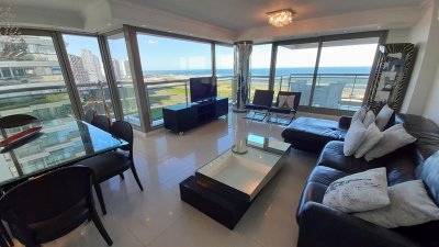 Apartamento en Punta del Este, Brava