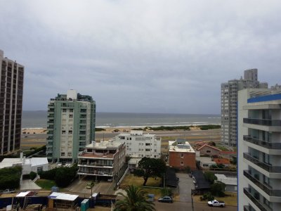 Apartamento en Alquier temporal en  Punta del Este, Brava