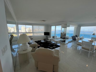 Alquiler de Apartamento en Punta del Este, primera línea con todos los servicios!