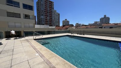 Alquiler de TEMPORADA en Península, Punta del Este, Con Piscina Climatizada y Garage