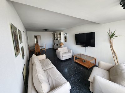 Apartamento en Alquiler temporal en Punta del Este, Península