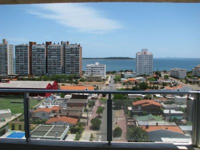 APARTAMENTO en PUNTA DEL ESTE, ZONA BRAVA