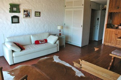Alquiler temporal de apartamento en Punta del Este, Península *1 dormitorio a pasos de la playa
