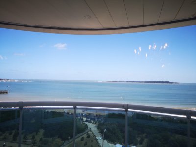 Espectacular!! Apartamento en 1era lìnea mansa de Punta del Este en venta y alquiler