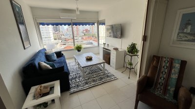 Alquiler de apartamento en Península, Punta del Este a pocos metros del mar