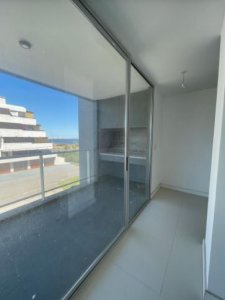 Venta de Apartamento 2 DORMITORIOS en PINARES - PUNTA DEL ESTE - PARRILLERO PROPIO