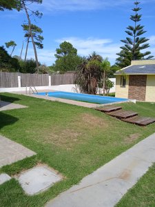 Maldonado, Altos del Pinar,  venta de casa  + apto 4 dormitorios 3 baños, piscina