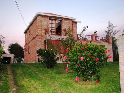 Casa de 3 dormitorios con parrillero en Lausana - Maldonado