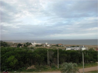 Casa de 4 dormitorios con parrillero en venta y alquiler temporal Punta Ballena