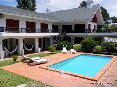 Casa en  Alquiler temporal en Punta del Este - Golf