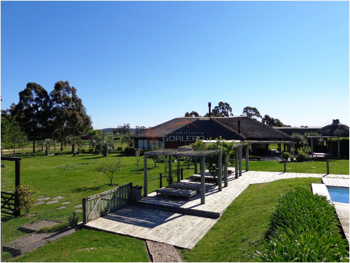 Venta de terreno en  El Quijote, a pocos Km de La Barra, Barrio Privado - GoPunta - Portal Inmobiliario de Punta del Este - Maldonado