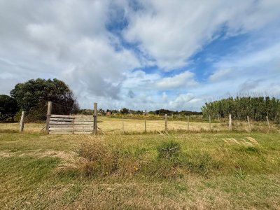 Terreno Oportunidad en la Coronilla Rocha 1250 m de tierra 