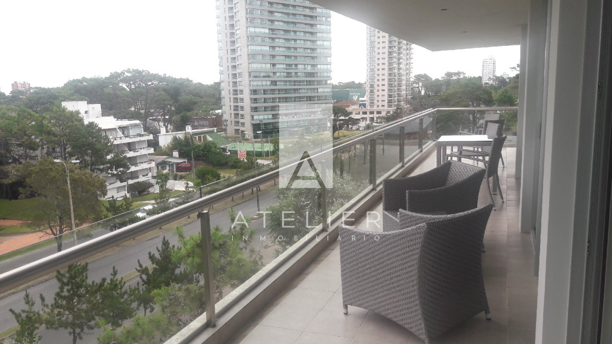 Brava - GoPunta - Portal Inmobiliario de Punta del Este - Maldonado