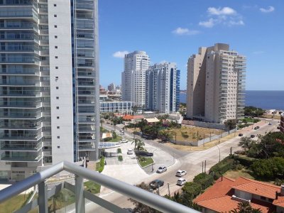 Hermoso apartamento en torre de primer nivel, vista espectacular !!