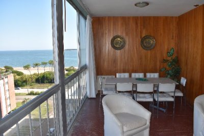 Lindo departamento con vista al mar !