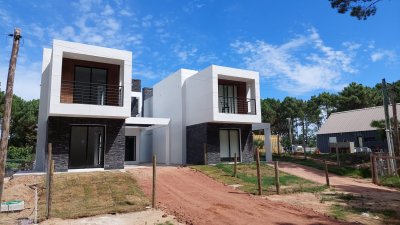 Casa duplex a estrenar, Parque Burett