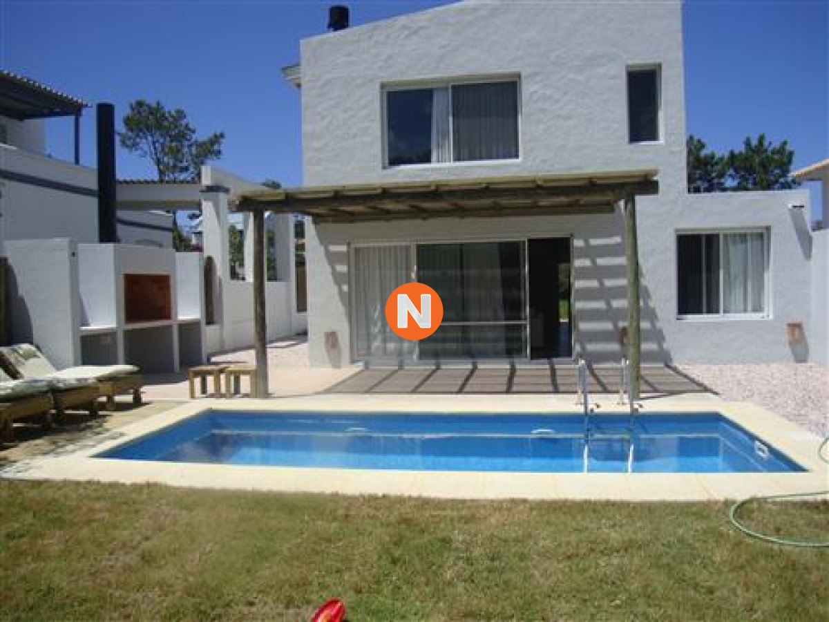 casa en venta la barra tres dormitorios - nlv217120c