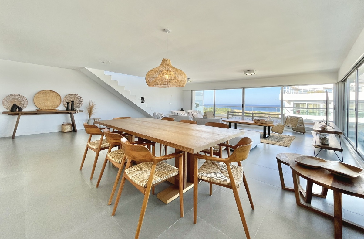 Espectacular Penthouse Dúplex en primera línea Brava