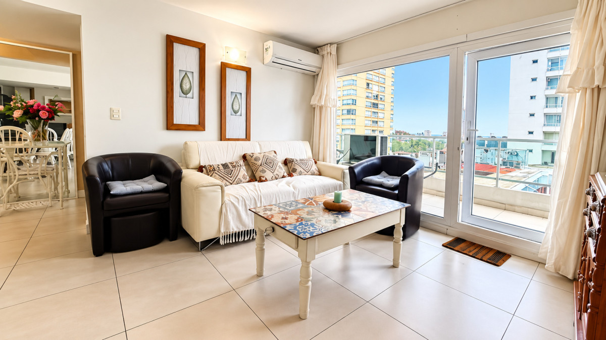 Apartamento de 2 dormitorios en Península Punta del Este