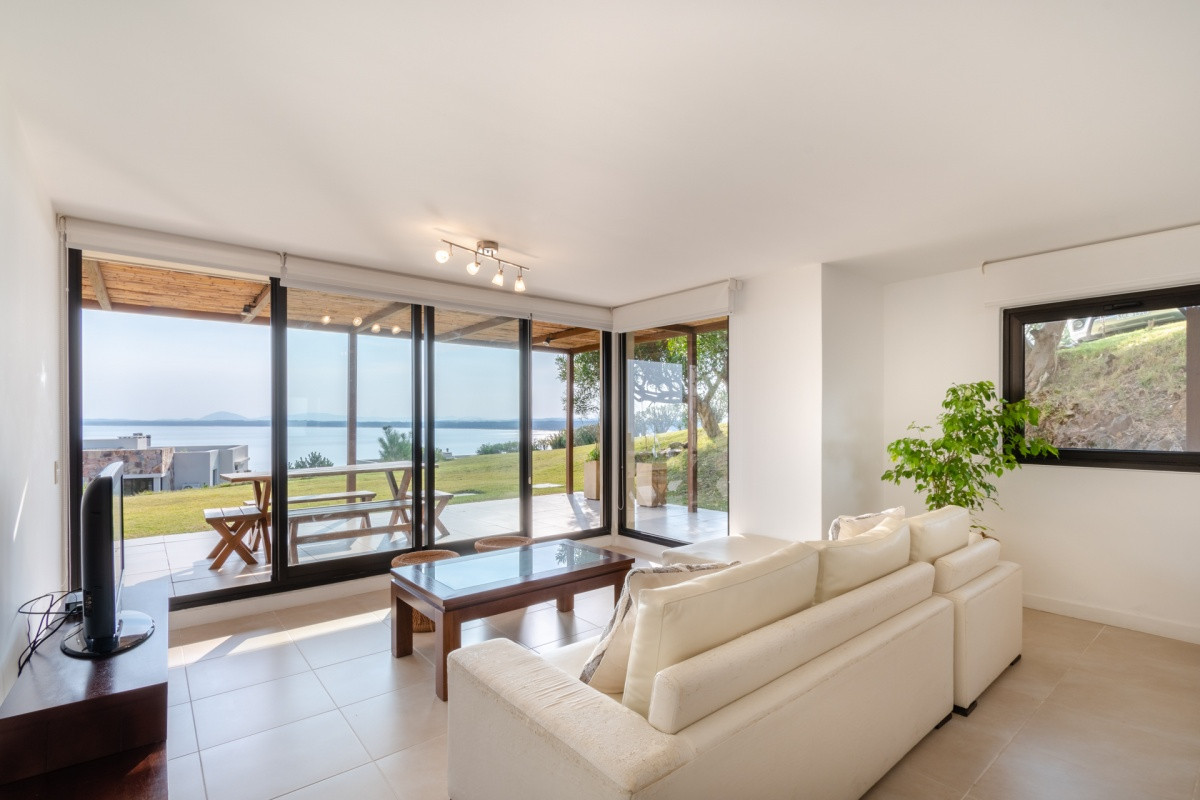 Quartier Punta Ballena venta de gran apartamento en la Loma de la Ballena