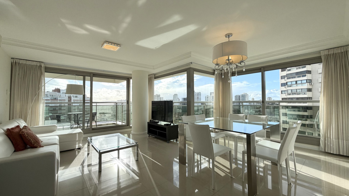 Apartamento de 2 dormitorios en Torre Imperiale