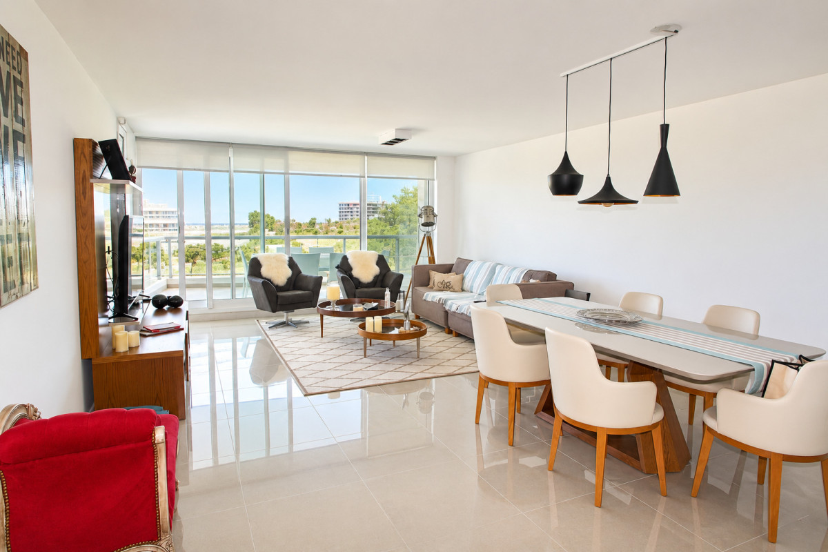 Departamento en venta 3 dormitorios en Torre One a 100 mts de Playa Brava