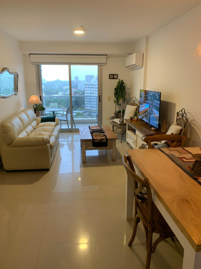 Apartamento de Dos Dormitorios Playa Brava , Punta del Este
