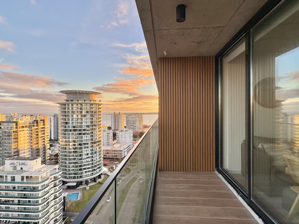 Apartamento en Torres del Este de un dormitorio y un baño