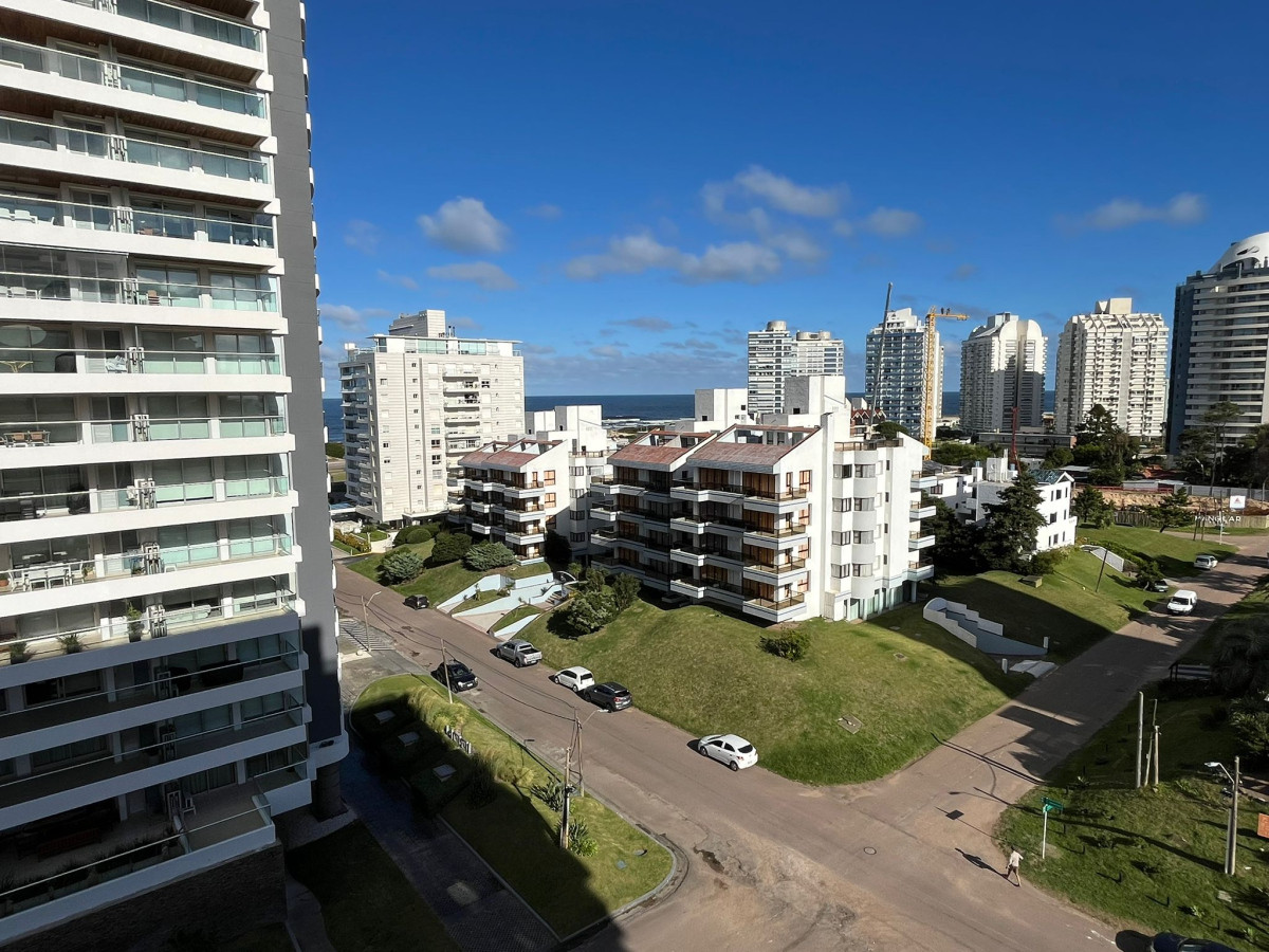 Apartamento, Edificio Esmeralda, Playa Brava, Punta del Este