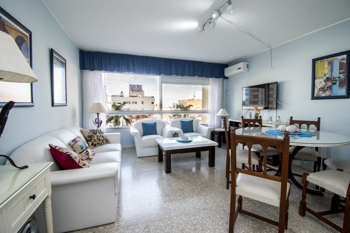 Muy buen apartamento de 3 dormitorios sobre Gorlero