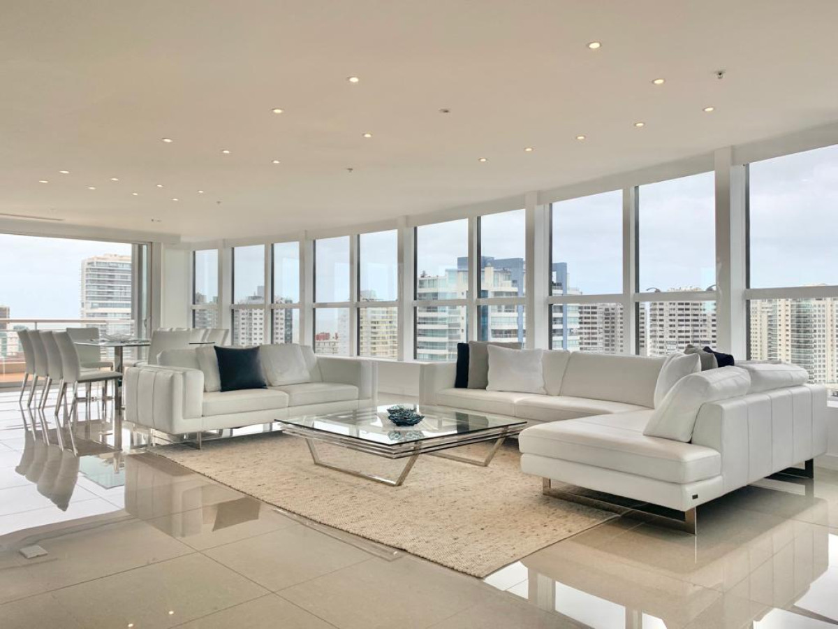 Alexander Collection Apartamento Penthouse Tríplex