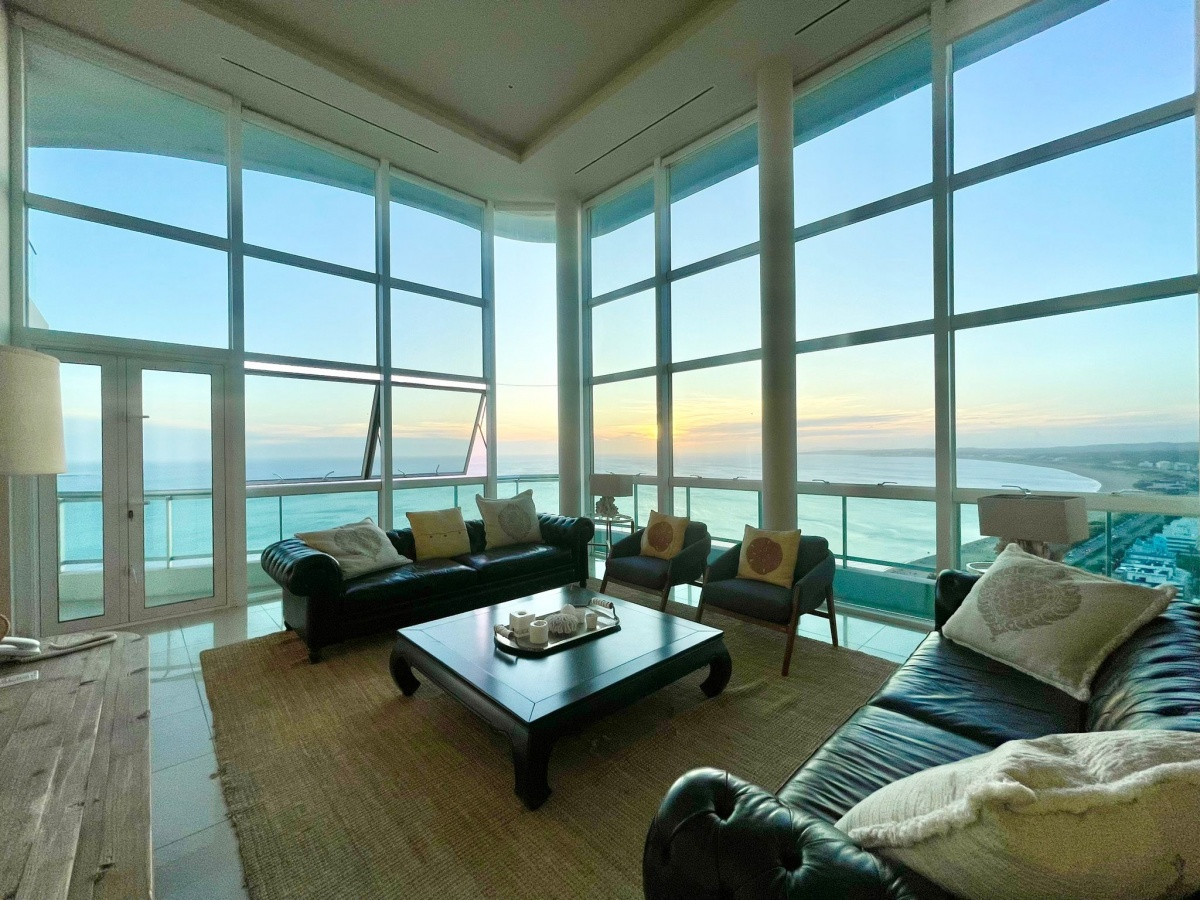 Aquarela Punta del Este Departamento en Venta Dúplex