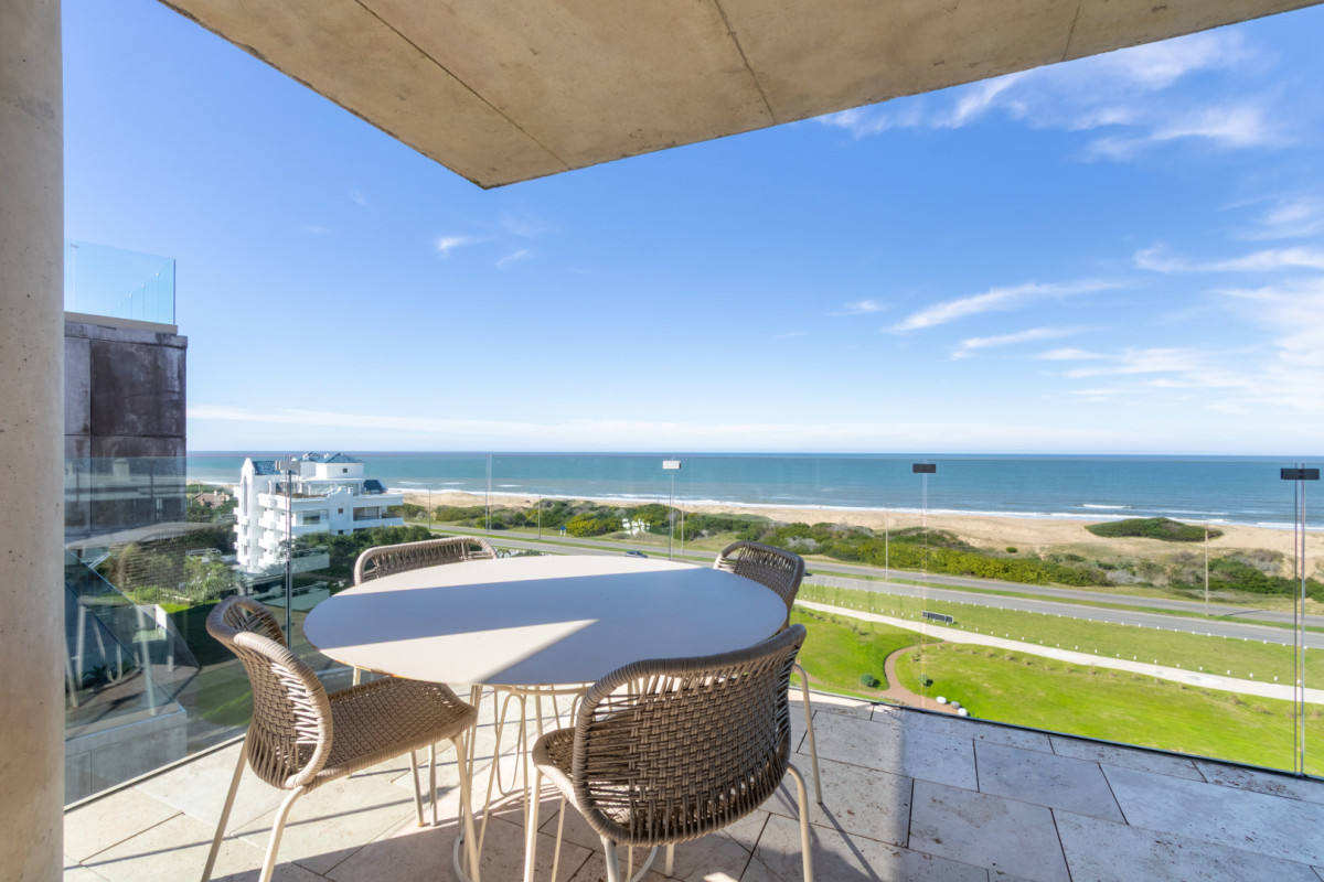 Penthouse Dúplex Frente al Mar en Playa Brava