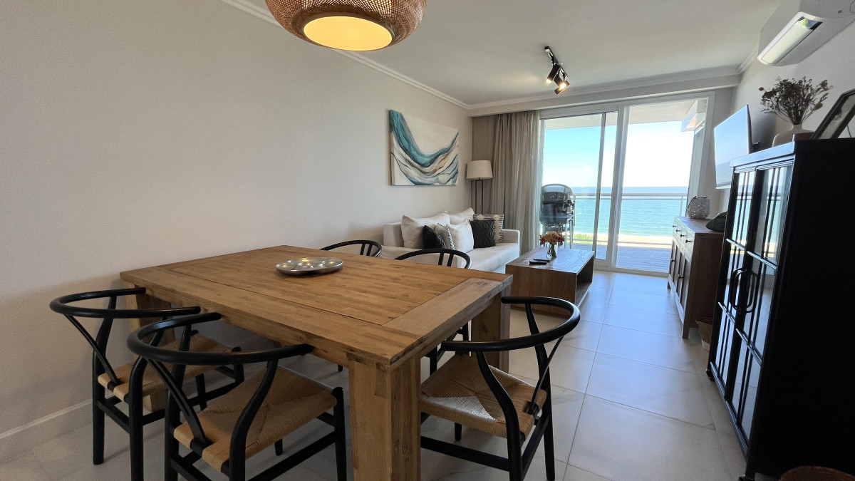 Apartamento en edificio Cruceros Punta del Este