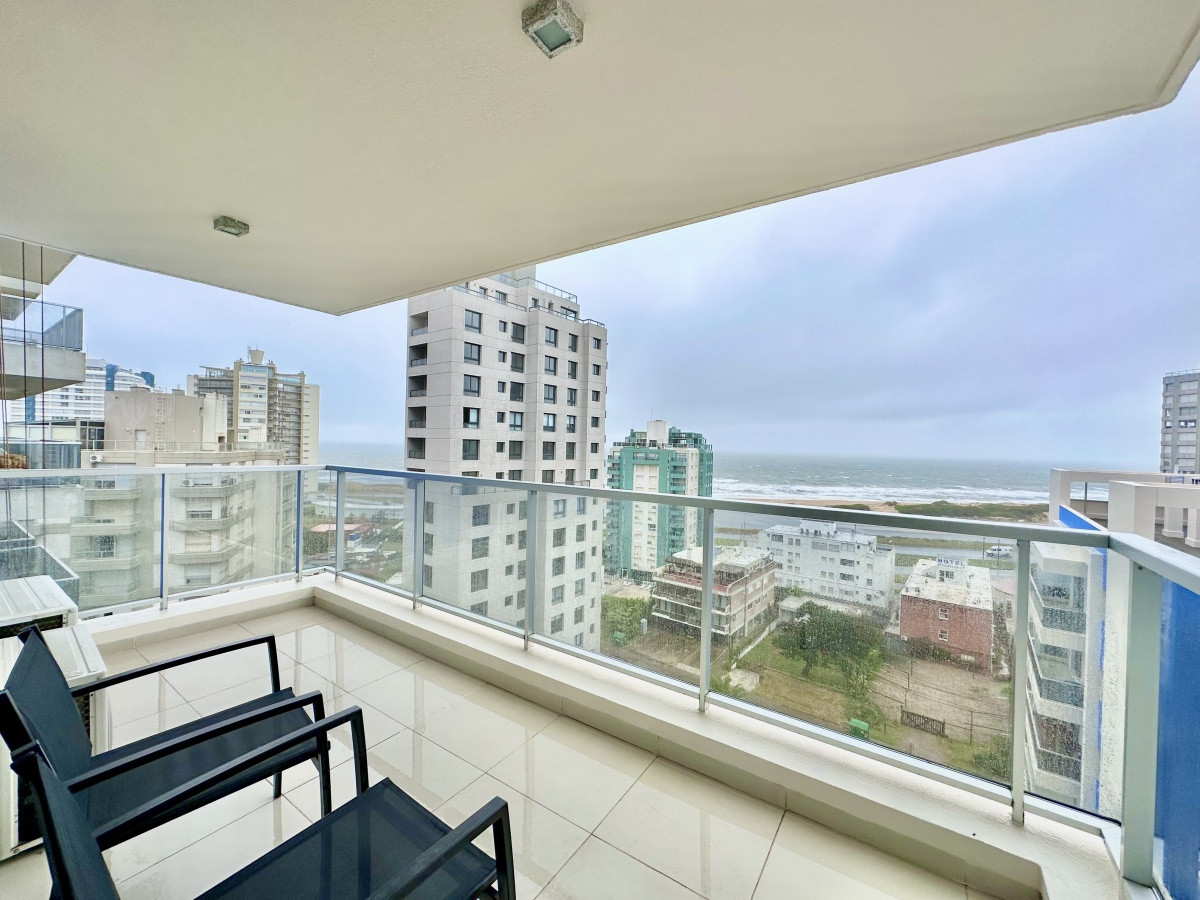 Apartamento de dos dormitorios con vista al mar, Punta del Este