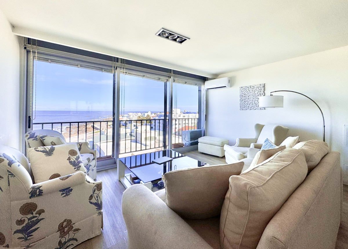 Apartamento de tres Dormitorios, Puerto de Punta del Este