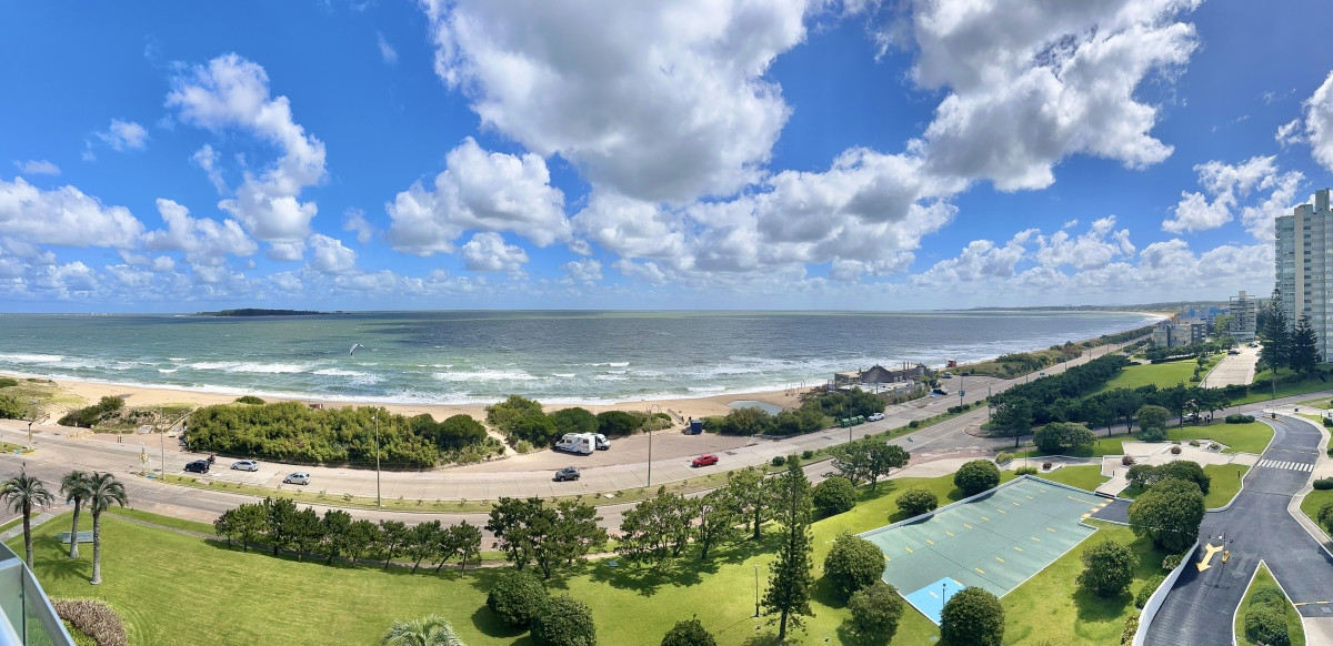 Aquarela Punta del Este Departamento Esquinero