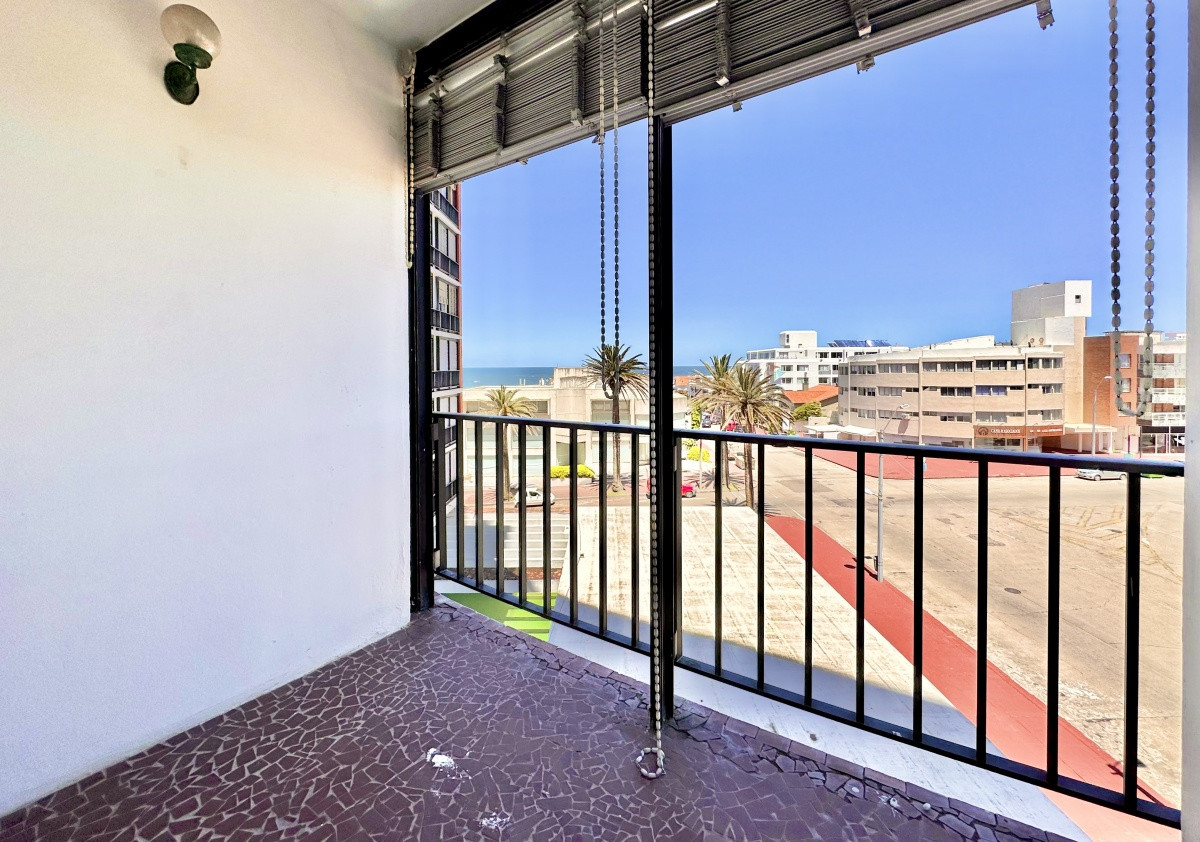 Apartamento de dos dormitorios, Península, Punta del Este